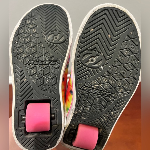 Rainbow heelys size 13 - Picture 3 of 5